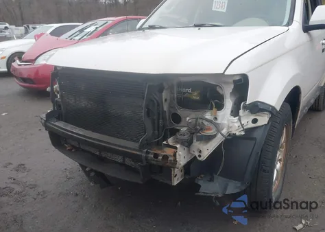 2011 Ford Escape Limited z USA, uszkodzony, nr VIN 1FMCU9EG2BKB00888